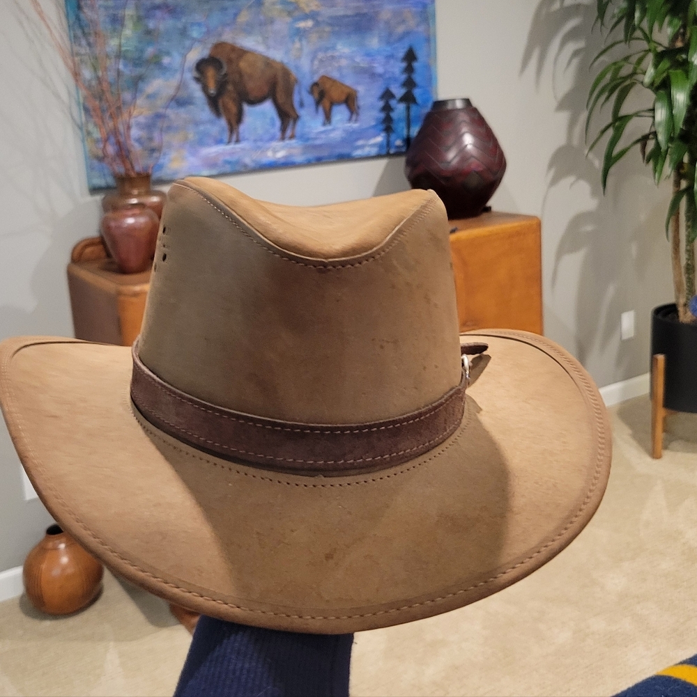 Handcrafted Brown Leather Cowboy Hat Made In USA SZ M/L 22.5" Round